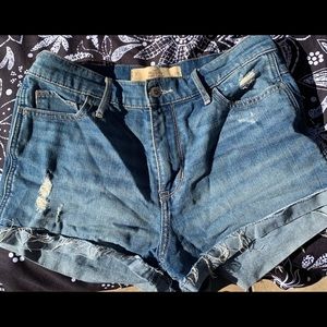 Hollister short short high rise